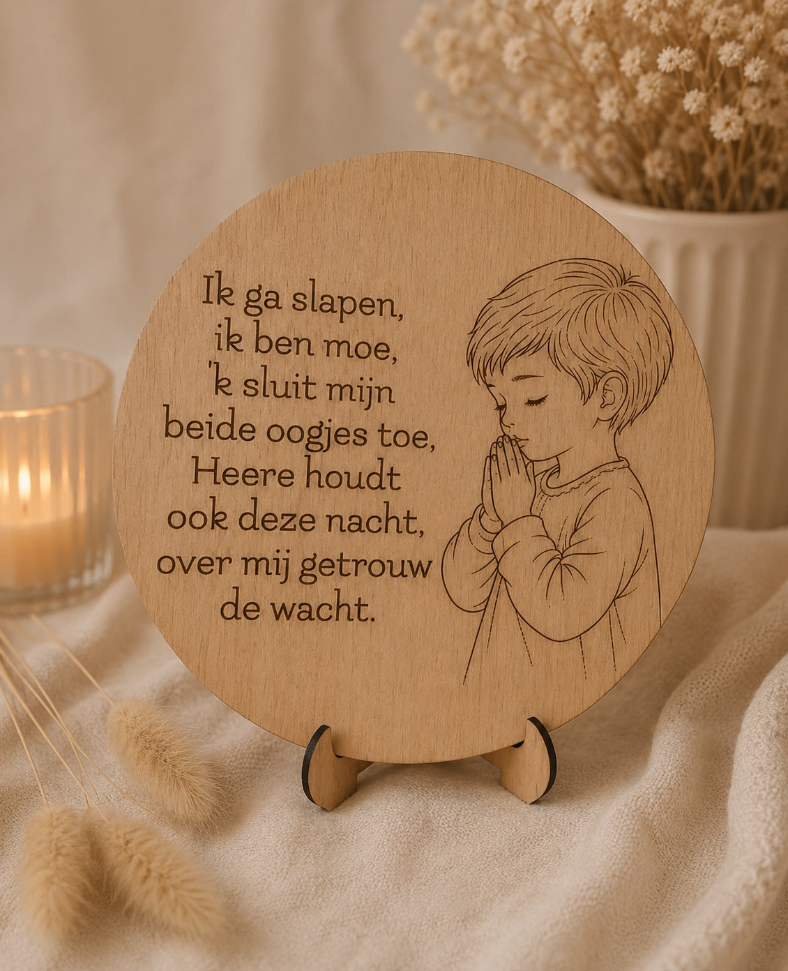 Houten bordje 'Ik ga slapen ik ben moe' – Jongen