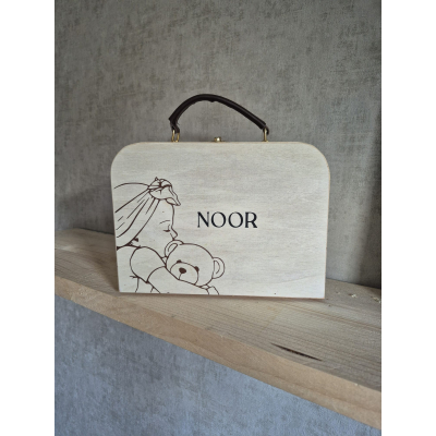 Houten  koffertje met naam