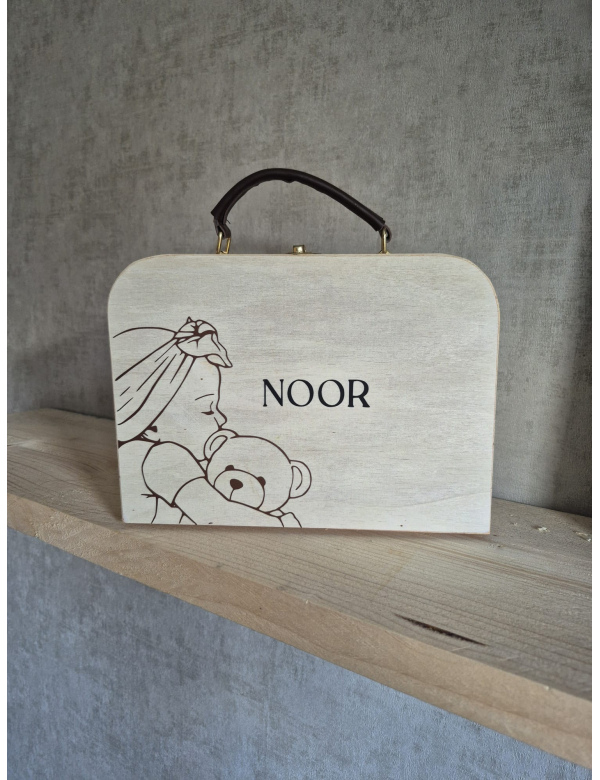 Houten  koffertje met naam